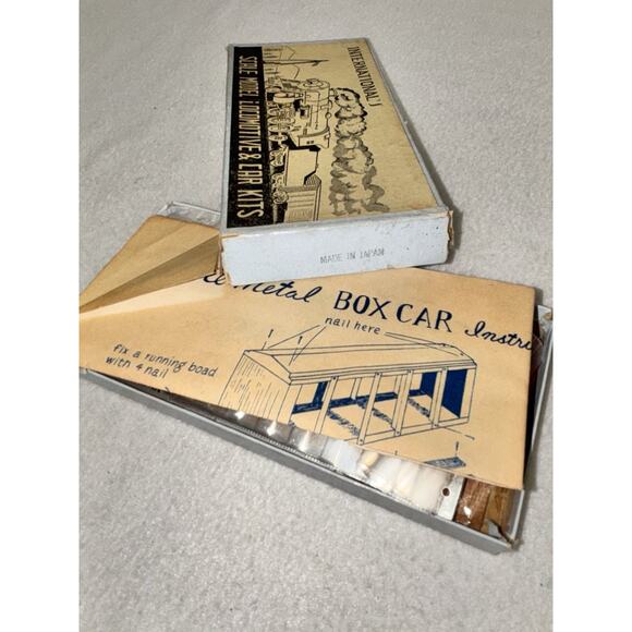 International’s Scale Model Locomotive & Car Kits HO Box Car Western Pacific Kit - Picture 5 of 6